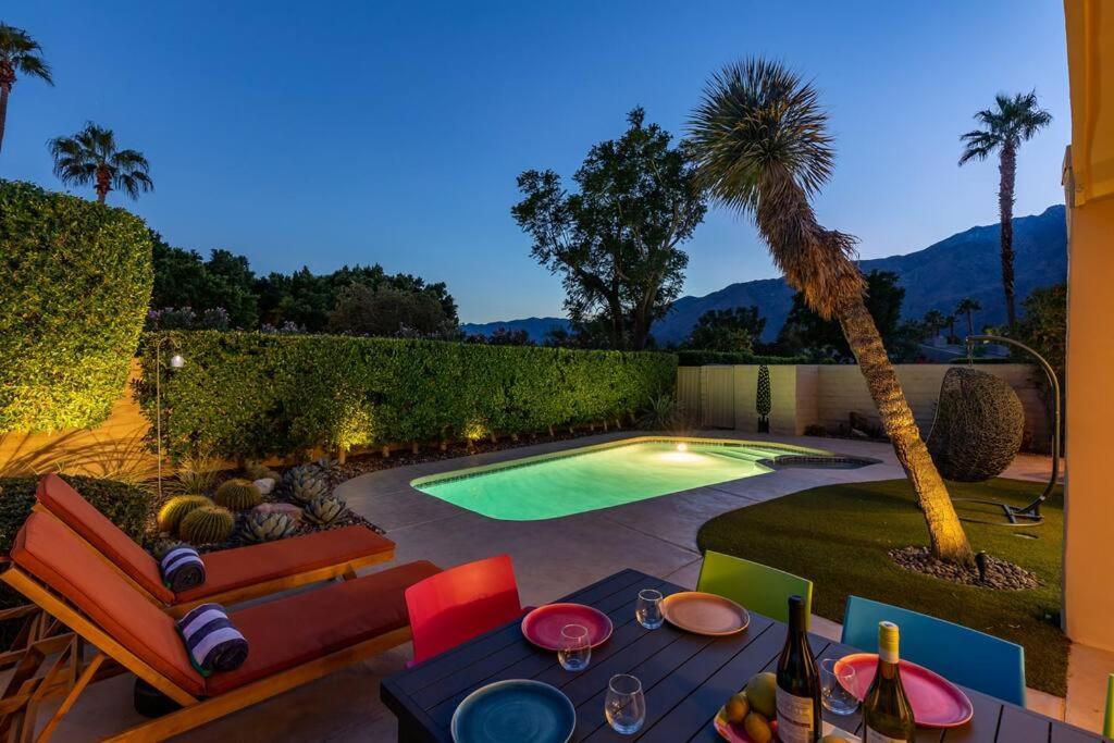 The Sunset House Pool & Spa 棕榈泉 外观 照片