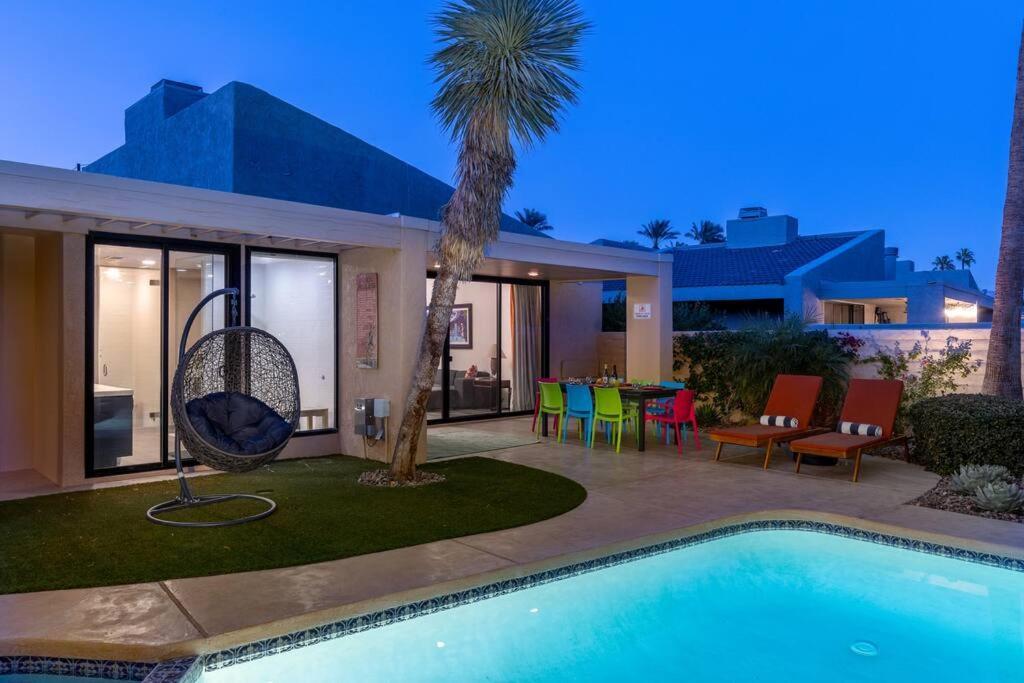 The Sunset House Pool & Spa 棕榈泉 外观 照片